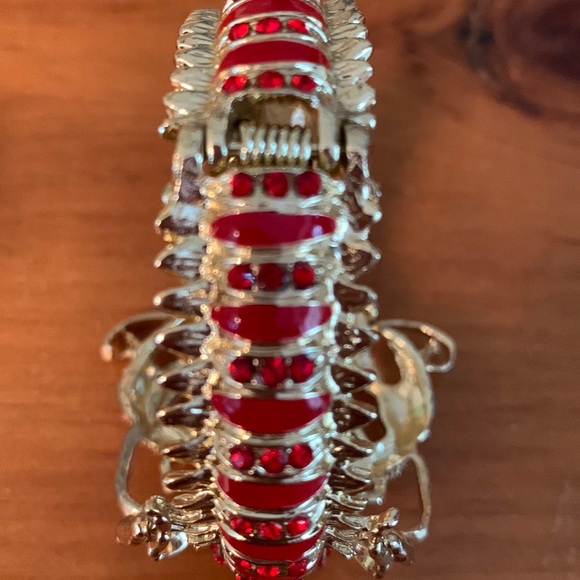 Lobster bracelet red & gold statement piece clasp coastal ocean beach design - Picture 8 of 8